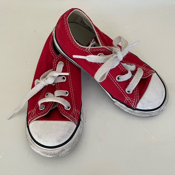 Converse Other - Converse Kids Red Canvas Low-Top Sneakers